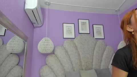 Snapshot of cristal_mason chatting on 12/23/24, 11:47 Cristal online show from 12/23/24, 11:47