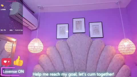 Snapshot of cristal_mason chatting on 01/21/25, 11:46 Cristal online show from 01/21/25, 11:46