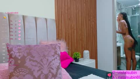 Snapshot of cristal_subin69 chatting on 10/29/25, 11:45 STEFANYIG cristalsubin online show from 10/29/25, 11:45