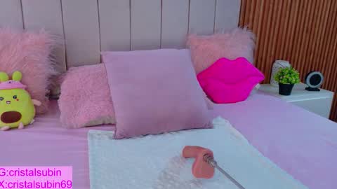 Snapshot of cristal_subin69 chatting on 11/08/25, 12:16 STEFANYIG cristalsubin online show from 11/08/25, 12:16