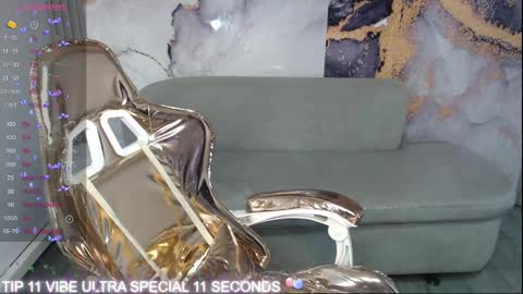 Snapshot of cristal_v_ chatting on 02/09/25, 03:00 Cristal online show from 02/09/25, 03:00