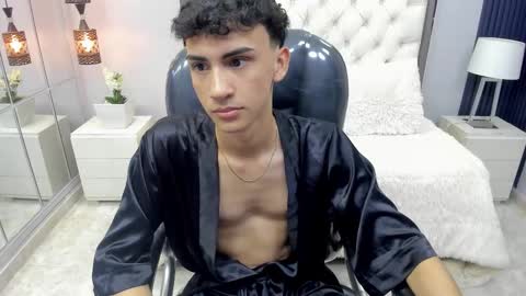 ANGEL  online show from 10/23/25, 05:23