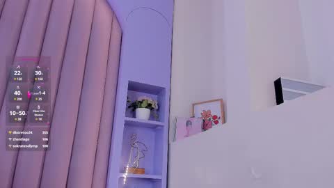 Nicole  Connection time 220pm-910pmCol online show from 03/11/25, 01:59