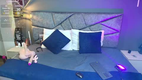 CRISTAL MILF online show from 01/14/25, 12:11