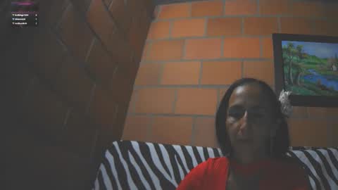 Snapshot of cristalvelvet chatting on 04/25/26, 01:52 online show from 04/25/26, 01:52