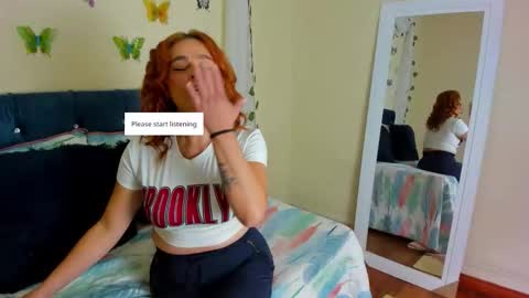 Snapshot of cristalwalker__ chatting on 09/09/25, 11:32 cristal walker online show from 09/09/25, 11:32