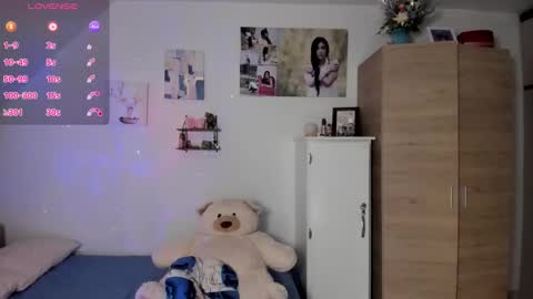 veronika online show from 02/23/26, 03:26