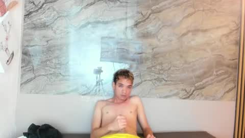 Cristhian online show from 10/09/25, 02:59