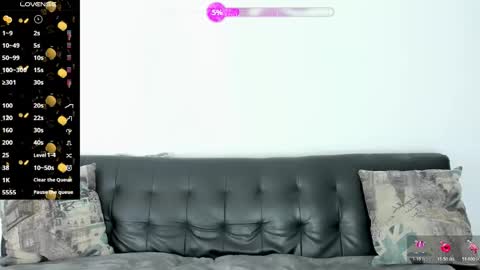 Snapshot of cristian_disick chatting on 10/27/25, 07:51 cristian_disick online show from 10/27/25, 07:51