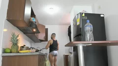 Snapshot of cristian_disick chatting on 03/17/26, 06:33 cristian_disick online show from 03/17/26, 06:33