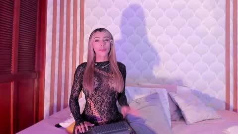 Snapshot of cristianblaze_pamelareal chatting on 04/12/26, 09:14 Cris Pame online show from 04/12/26, 09:14