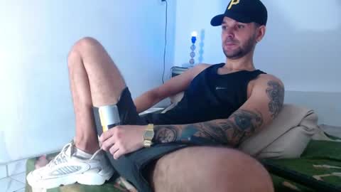 Snapshot of cristianhot125 chatting on 06/09/26, 11:38 cristianhot125 online show from 06/09/26, 11:38