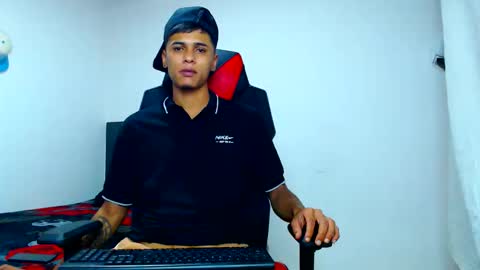 Snapshot of cristiantayron chatting on 03/26/26, 07:14 cristian online show from 03/26/26, 07:14