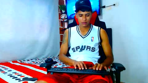 cristian online show from 05/25/26, 01:39