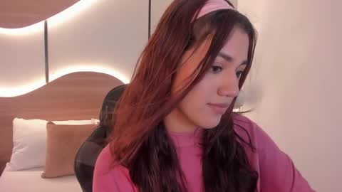 Snapshot of cristin_collins chatting on 03/14/26, 09:09 C R I S T I N online show from 03/14/26, 09:09