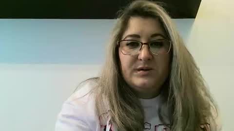 cristina20021991 online show from 03/02/25, 04:21