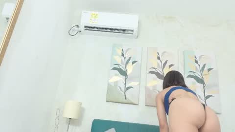 Snapshot of cristina_aznar chatting on 07/17/26, 07:08 Cris online show from 07/17/26, 07:08