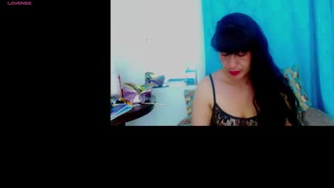 Cristina online show from 10/27/25, 01:31