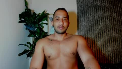 Snapshot of cristobal12cock chatting on 03/29/26, 04:23 Cristian online show from 03/29/26, 04:23