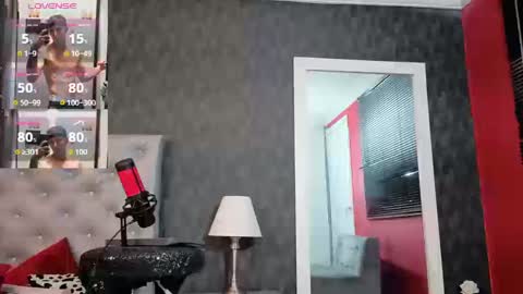 cristopher23  online show from 09/08/25, 09:47