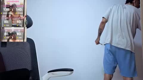 cristopher23  online show from 11/20/25, 11:21