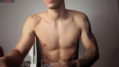 cristopher23  online show from 03/14/26, 09:37