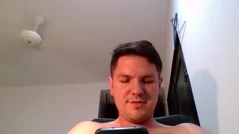 cristopher3042 online show from 05/07/26, 01:22
