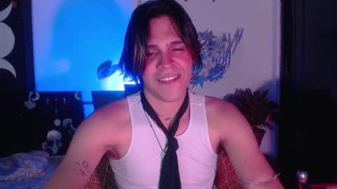 Snapshot of cristopher_069 chatting on 12/11/24, 11:43 Cristopher online show from 12/11/24, 11:43