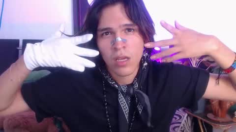 Snapshot of cristopher_069 chatting on 12/22/24, 06:15 Cristopher online show from 12/22/24, 06:15