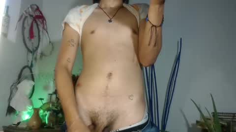 Snapshot of cristopher_069 chatting on 02/03/25, 10:43 Cristopher online show from 02/03/25, 10:43