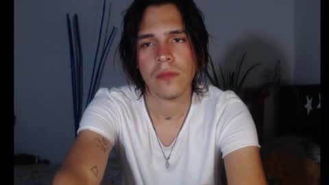 Snapshot of cristopher_069 chatting on 02/06/25, 10:37 Cristopher online show from 02/06/25, 10:37