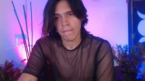 Snapshot of cristopher_069 chatting on 02/10/25, 06:13 Cristopher online show from 02/10/25, 06:13