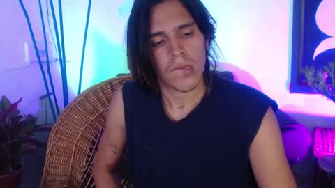 Snapshot of cristopher_069 chatting on 02/13/25, 06:27 Cristopher online show from 02/13/25, 06:27