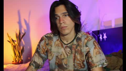 Snapshot of cristopher_069 chatting on 02/18/25, 11:44 Cristopher online show from 02/18/25, 11:44