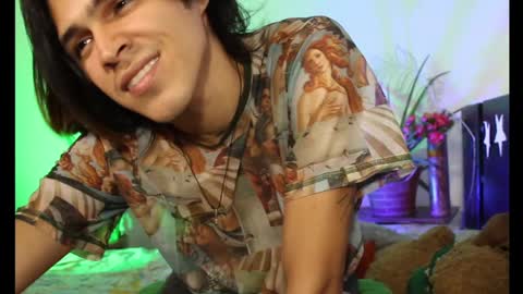 Snapshot of cristopher_069 chatting on 02/18/25, 07:09 Cristopher online show from 02/18/25, 07:09