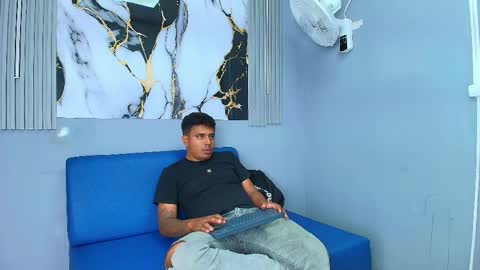 Snapshot of cristopher_collins2 chatting on 05/01/26, 05:56 cristopher_collins2 online show from 05/01/26, 05:56