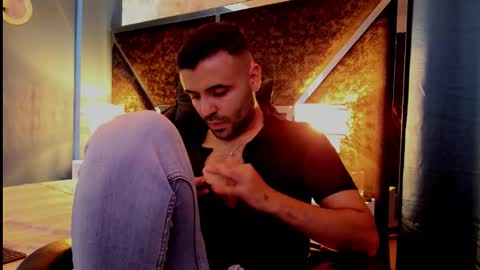 Snapshot of cristopher_salvatoree chatting on 09/23/25, 01:08 Cristopher Salvatore online show from 09/23/25, 01:08