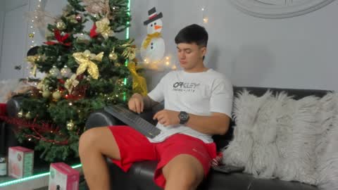 Cristopher online show from 12/16/24, 01:32