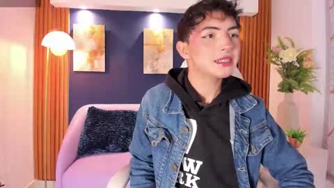 Snapshot of cristopher_wild chatting on 03/22/26, 08:23 Cristopher online show from 03/22/26, 08:23