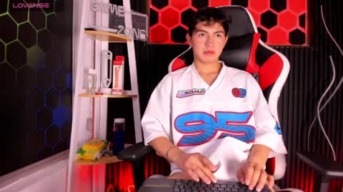 Snapshot of cristopher_wild chatting on 04/07/26, 09:26 Cristopher online show from 04/07/26, 09:26