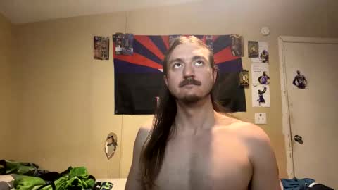 Snapshot of critterluvsfeet chatting on 12/21/25, 12:56 Critter2999LuvsFeet online show from 12/21/25, 12:56