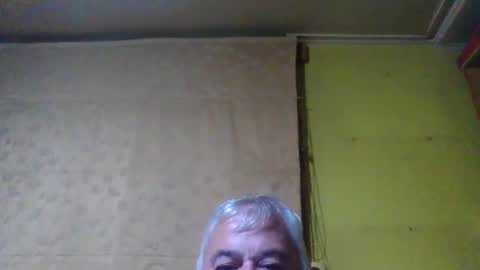 crmperez online show from 12/21/25, 06:20