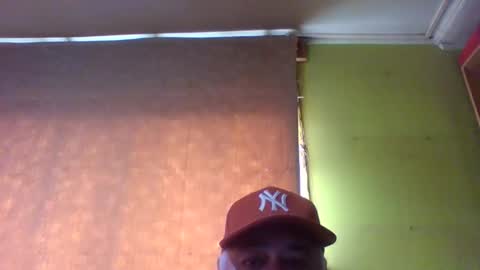 crmperez online show from 12/22/25, 06:16