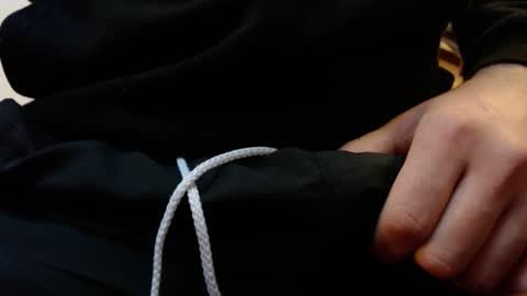 Snapshot of crocken_bisc chatting on 11/14/25, 03:44 crocken_bisc online show from 11/14/25, 03:44