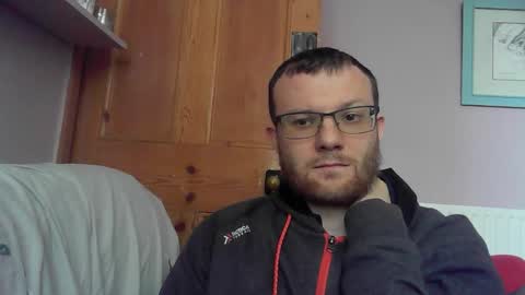 Cropper online show from 09/27/25, 01:27