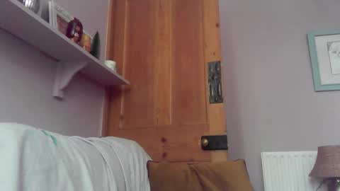 Cropper online show from 12/21/25, 10:55