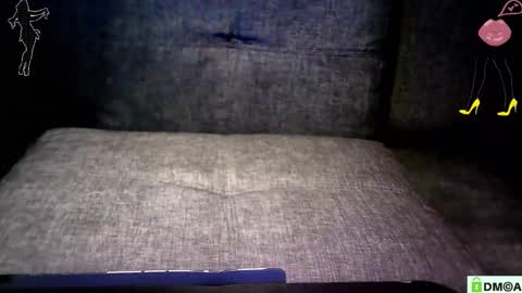 Linda Cross online show from 10/23/25, 02:33