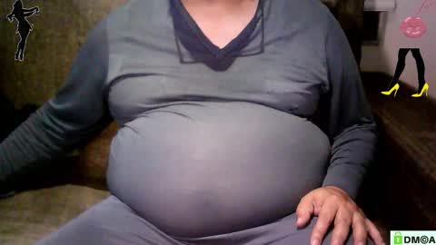 Linda Cross online show from 10/24/25, 03:03