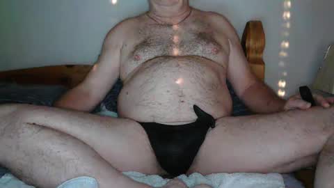 Crowbarbi online show from 10/17/25, 11:35