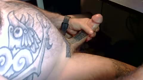 Snapshot of crucifux69 chatting on 10/03/25, 05:32 Crucifux online show from 10/03/25, 05:32